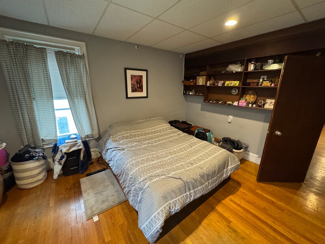 Primary Photo - 363 Beacon St