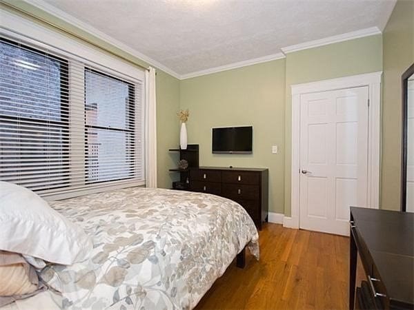 Building Photo - 451 Park Dr