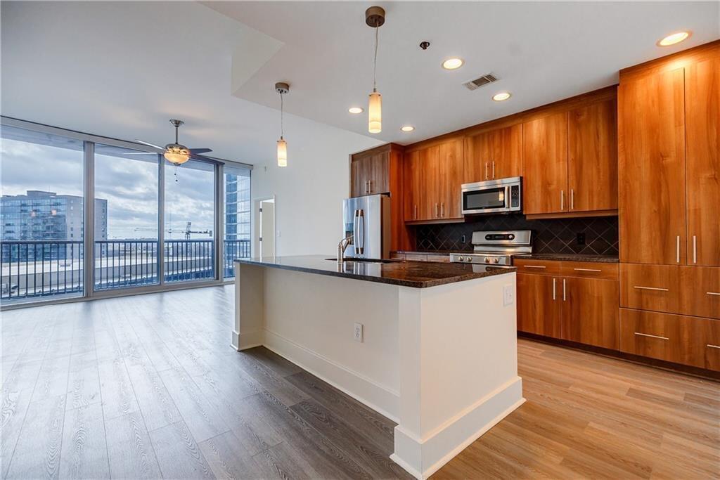 Primary Photo - 1080 Peachtree St NE