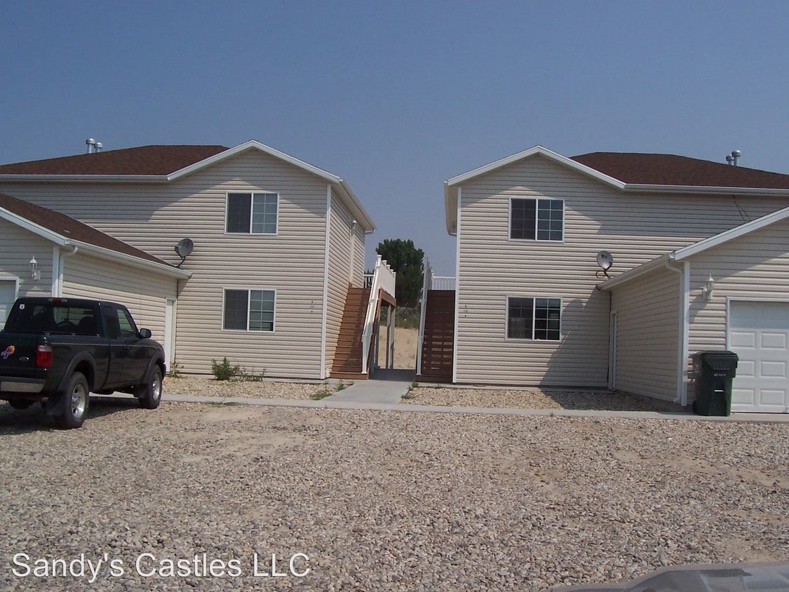 333 Spring Creek Pky, Spring Creek, NV 89815 Condo for Rent in Spring