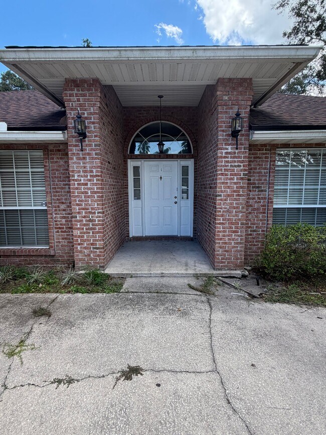 Foto del edificio - 13774 Danforth Dr S