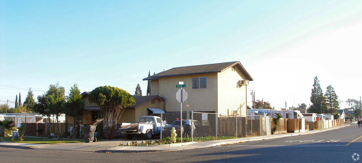 Building Photo - Modesto Mobile Home Park