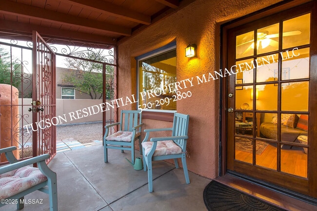 Foto del edificio - 3275 E Pima St