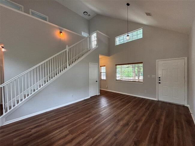 Building Photo - 3100 Prado St