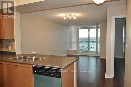 Building Photo - 4879 Kimbermount Ave