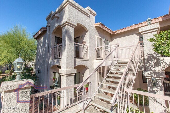 Foto del edificio - 9151 W Greenway Rd