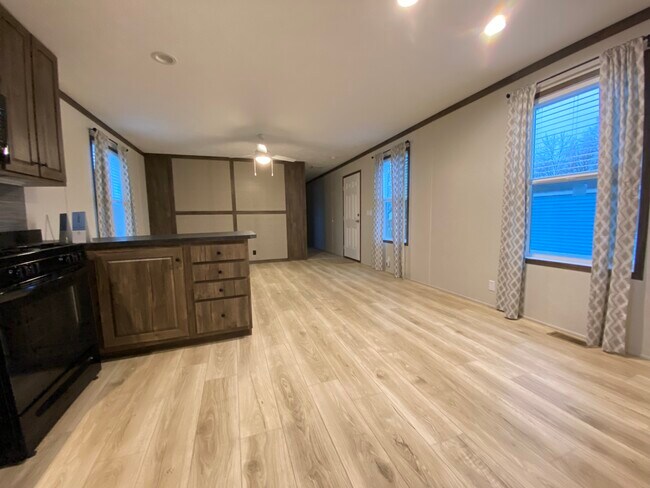 Foto del edificio - 2752 W North Union Rd