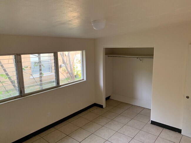 Foto del edificio - 615 18th St