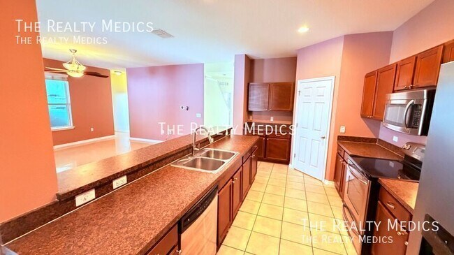 Foto del edificio - 4067 Knott Dr