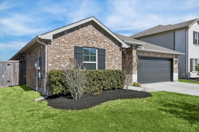 Building Photo - 10008 Deussen Ln