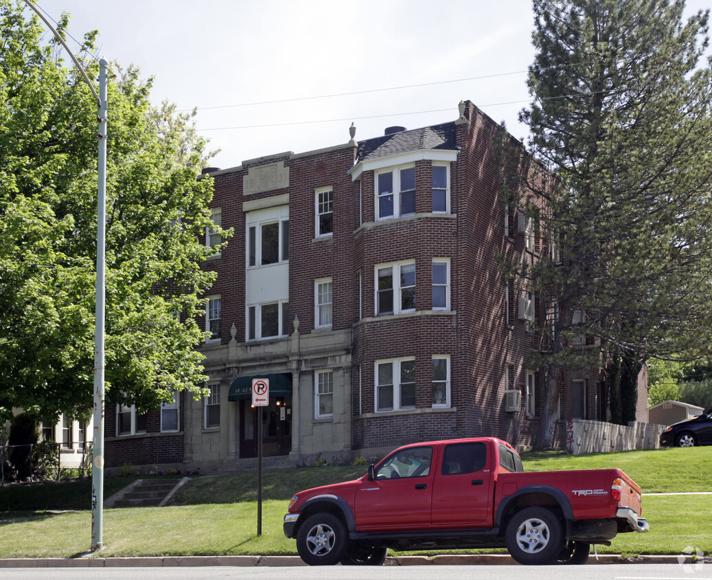 Foto principal - Scarsdale Apartments
