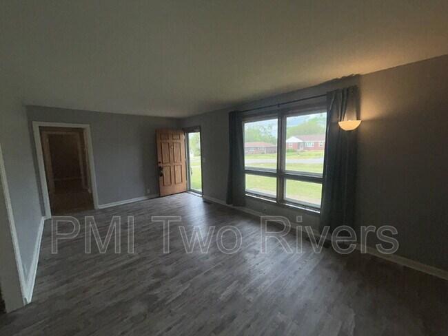 Foto del edificio - 2639 Woodberry Dr
