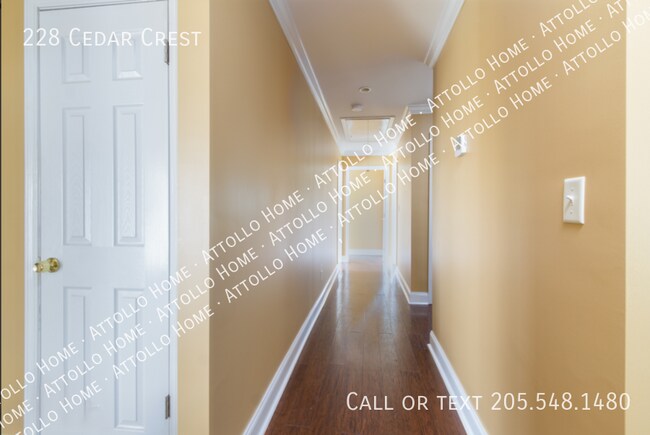 Foto del edificio - 228 Cedar Crest