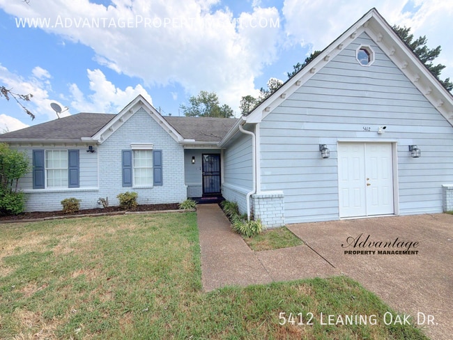 Photo - 5412 Leaning Oak Dr.- House