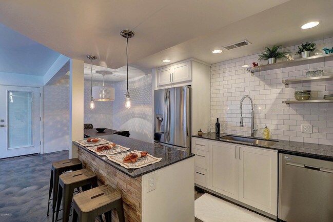 Foto del edificio - 454 W Brown Rd