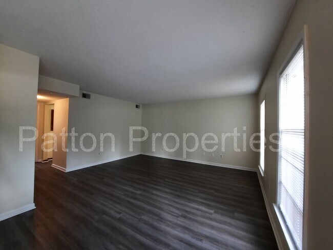 Foto del edificio - 1601 Willowby St