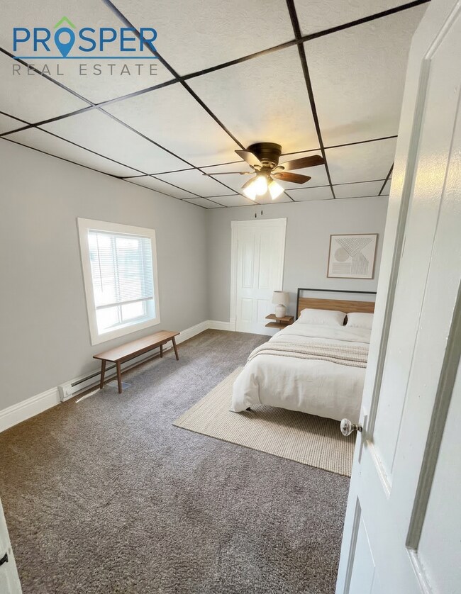 Building Photo - FI1010