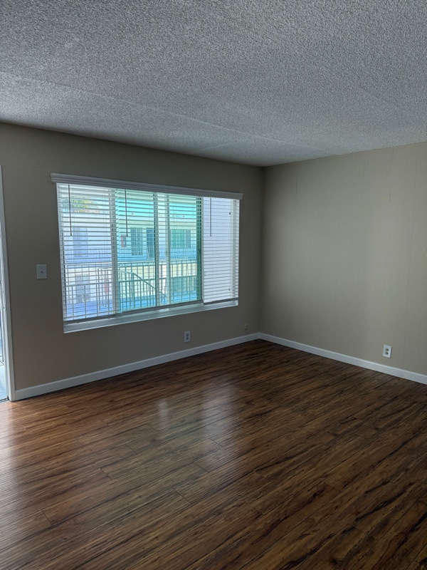 Foto del edificio - 23611 Arlington Ave
