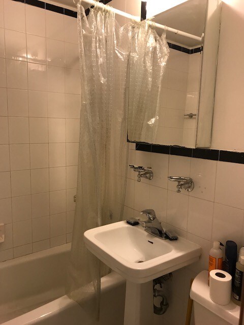 Foto del edificio - 347 W 29th St