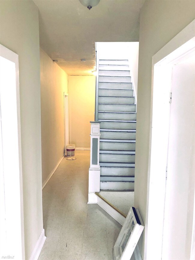 Building Photo - 2 br, 1 bath House - 78 Grace St Apt 2
