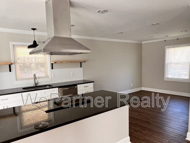 Foto del edificio - 3154 Bright Star Rd