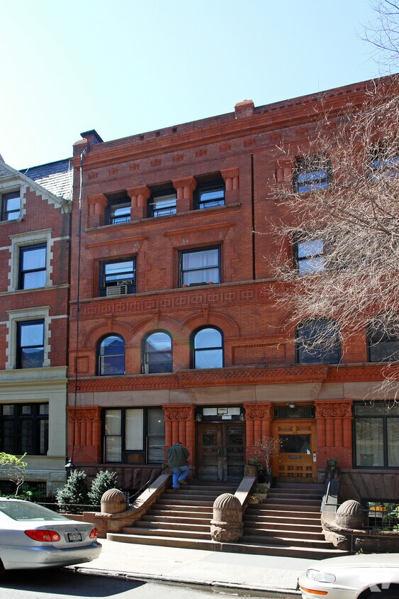 Building Photo - 130 W 82nd St