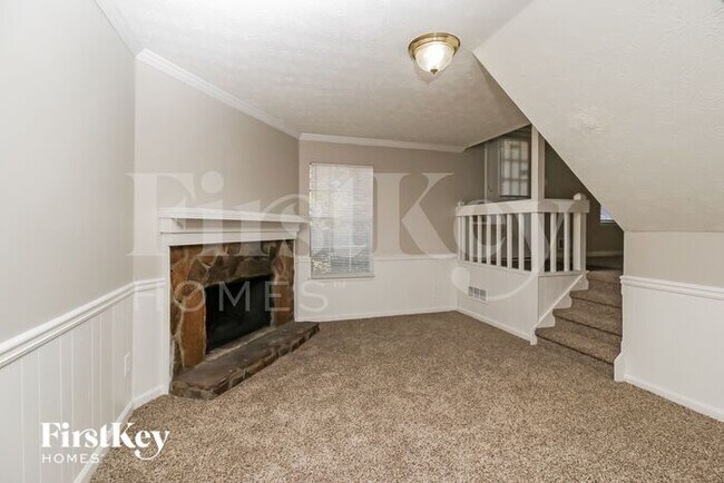 Foto del edificio - 457 Maid Marion Ln