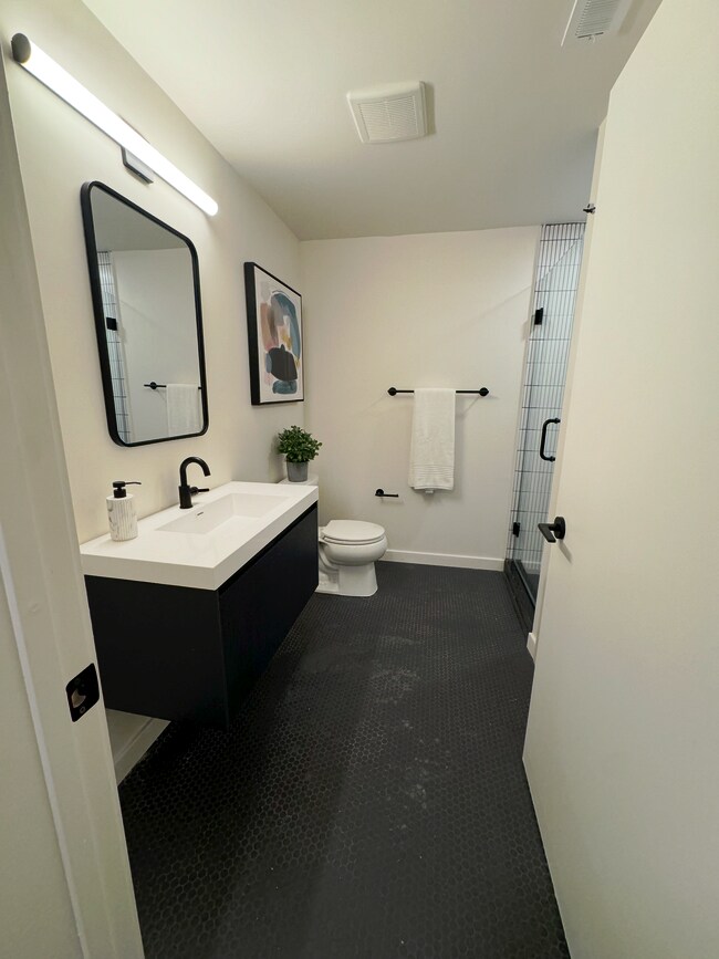 Foto del edificio - 1301 Bainbridge St