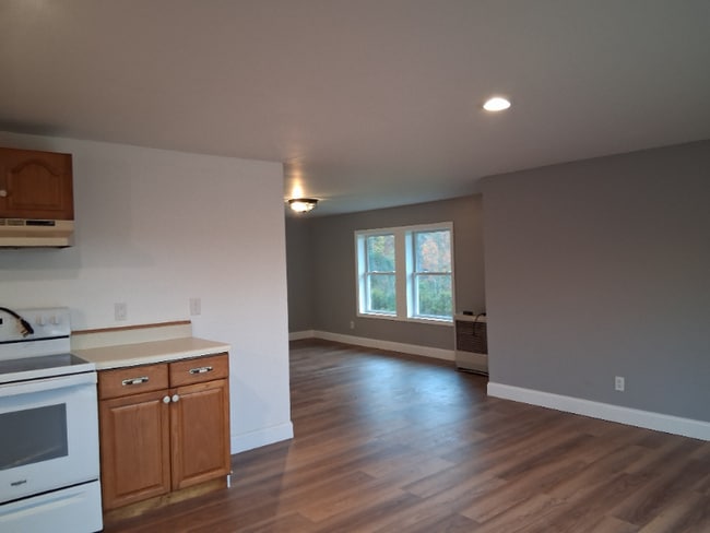 Foto del edificio - 17 Dickey Ln