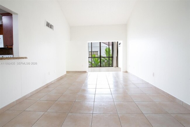 Foto del edificio - 9441 Fontainebleau Blvd