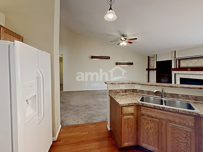 Foto del edificio - 16454 E 107th Pl