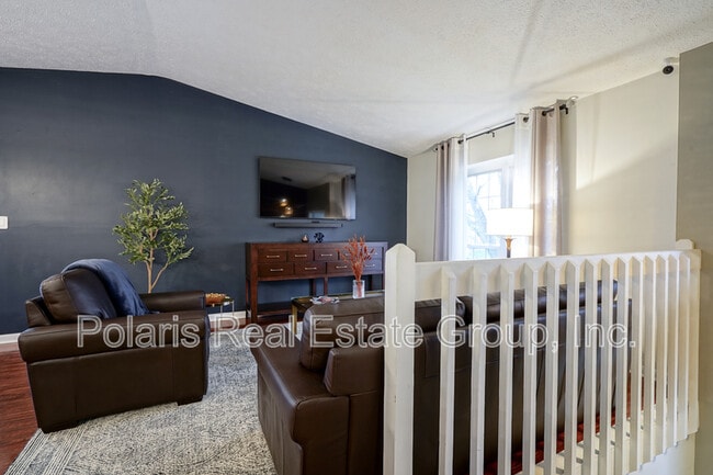 Foto del edificio - 2808 Lakeshire Ln