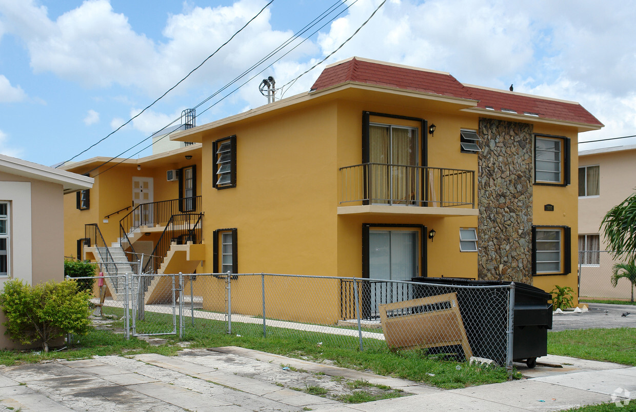 Primary Photo - 1036 NW 5th St