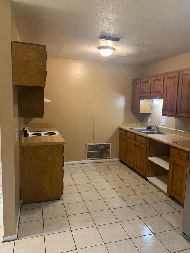 Foto del edificio - 3745 Glenda Ave