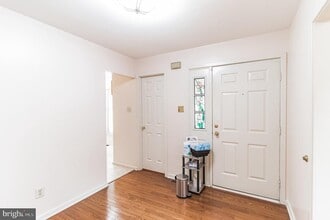 Building Photo - 48 Stonehurst Ct