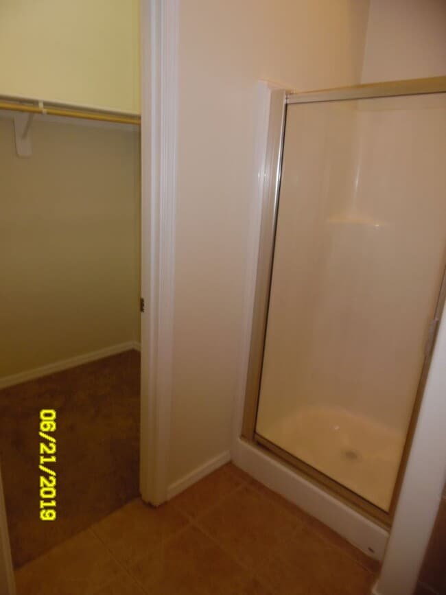 Foto del edificio - 325 NW Cypress St