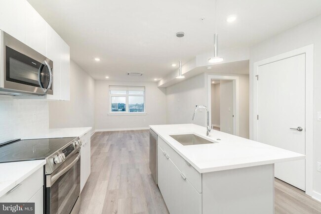 Foto del edificio - 3449 Scotts Ln