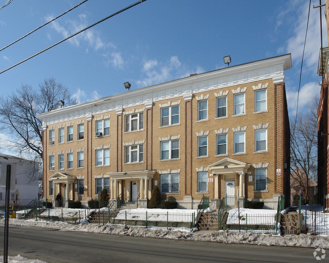 Building Photo - 57-63 Center St