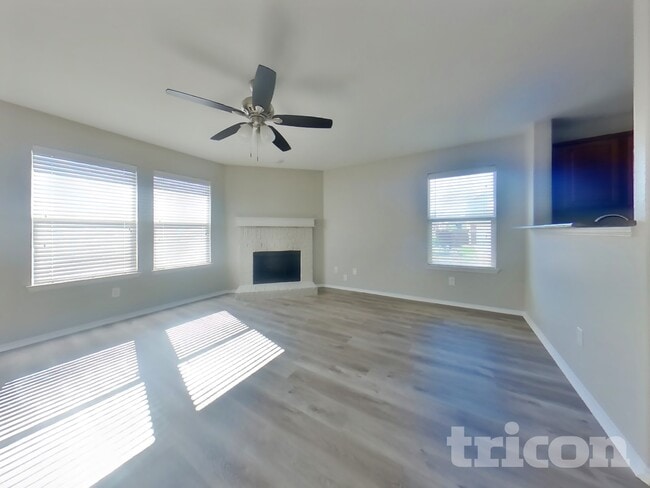 Building Photo - 9200 Tierra Verde Dr