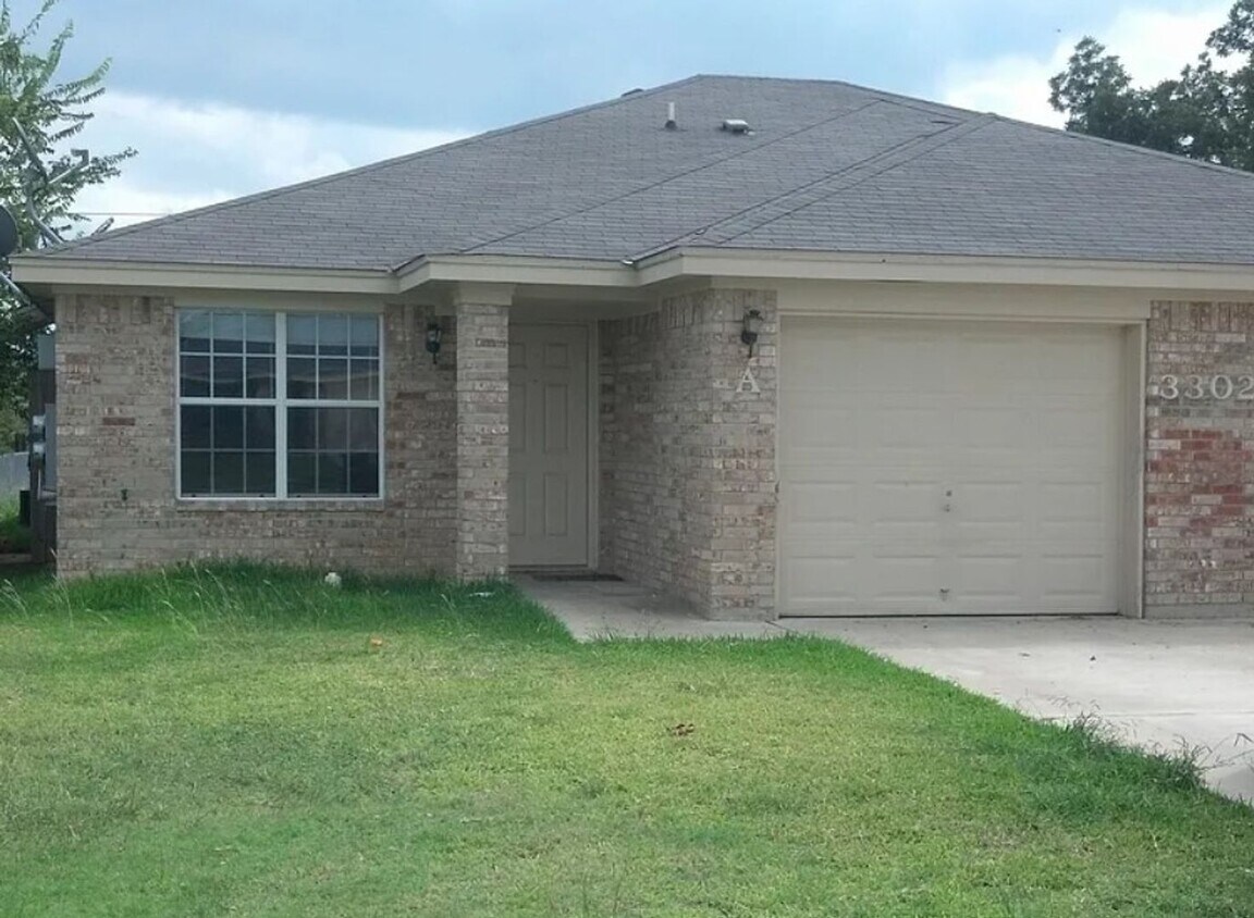 Primary Photo - 3302 Alicante Ct