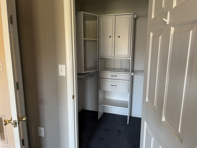 Foto del edificio - 2 br, 2 bath Condo - 685 Winding Stream Way