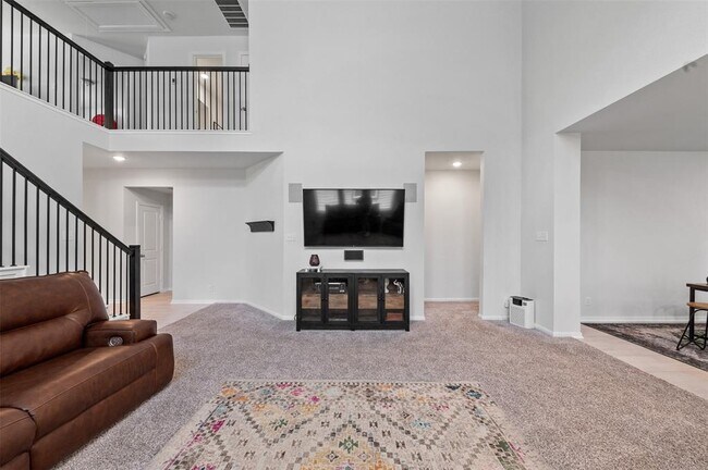 Foto del edificio - 5872 Strawflower Ln