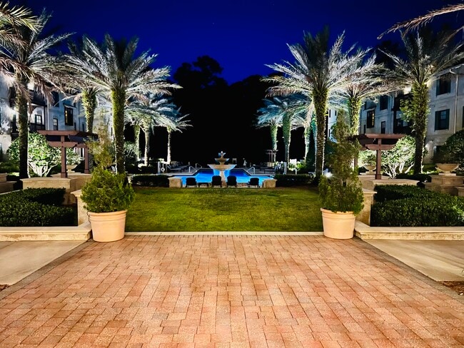 Foto del edificio - 955 Registry Blvd