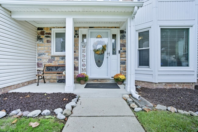 Photo - 1097 Honeycutt Way House