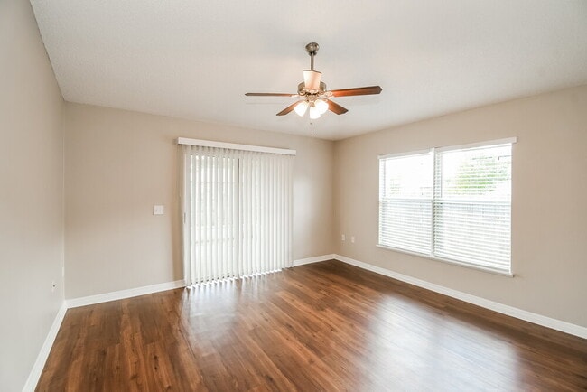 Building Photo - 3003 Valkyrie Rd