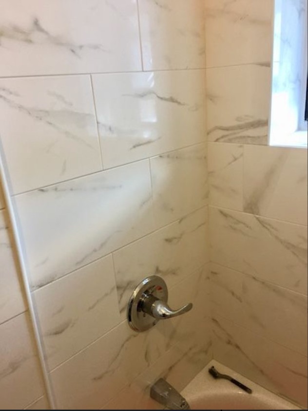 Foto principal - 28-25 33rd St