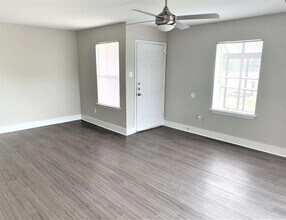 Building Photo - 7001 S Congress Ave