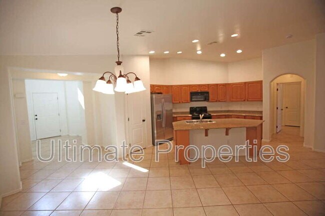 Foto del edificio - 15804 N 172nd Ln