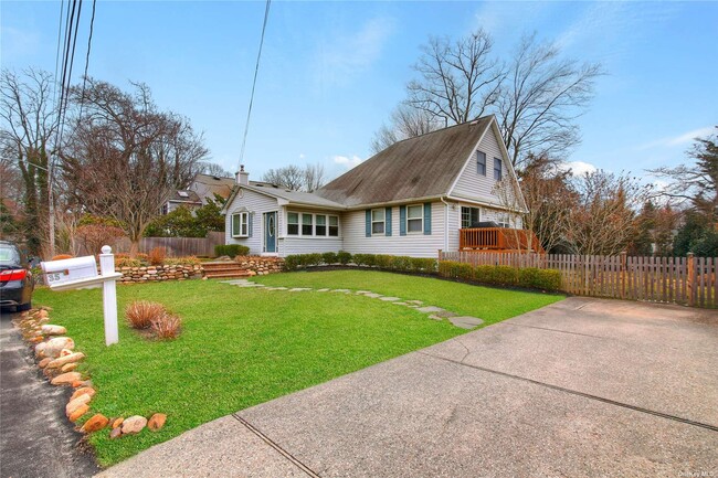 Building Photo - 35 Hemlock Rd