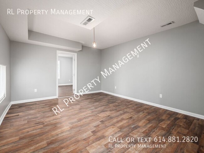 Foto del edificio - WAIVED APPLICATION FEE(S) WITH SIGNED LEAS...